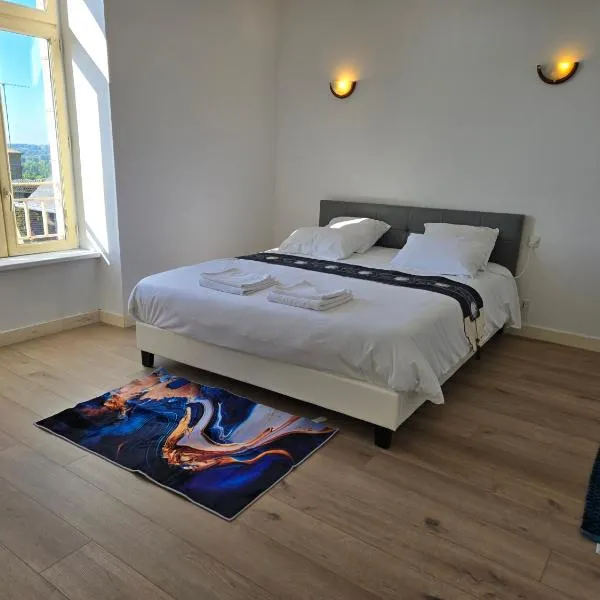 Le BUREAU，位于Saint-Mars-sur-la-Futaie的酒店