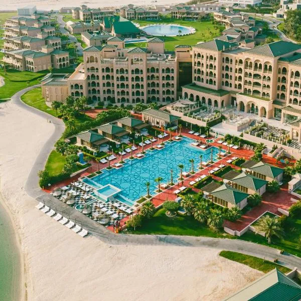 Royal Saray Resort，位于麦纳麦的酒店