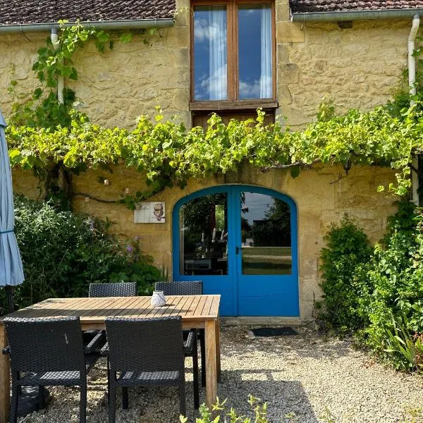 Hameau du Soleil -Hibou，位于Sainte-Mondane的酒店