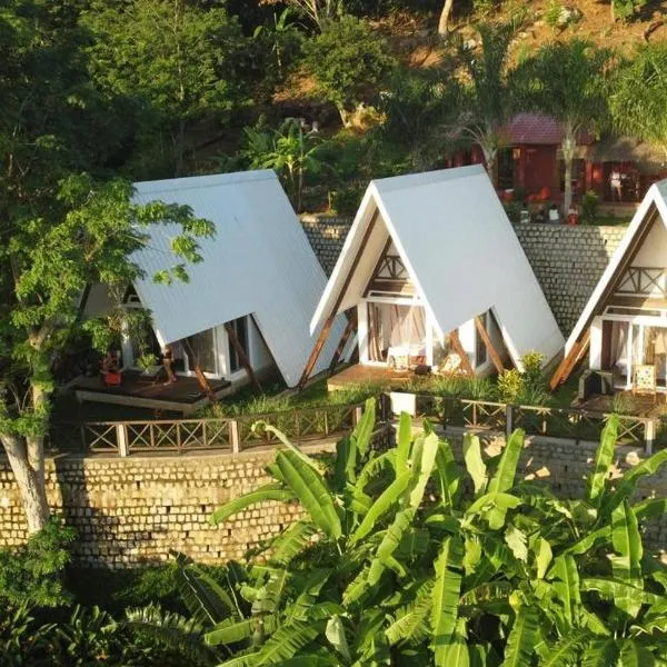 Happy Komba Lodge，位于Ampasindava的酒店