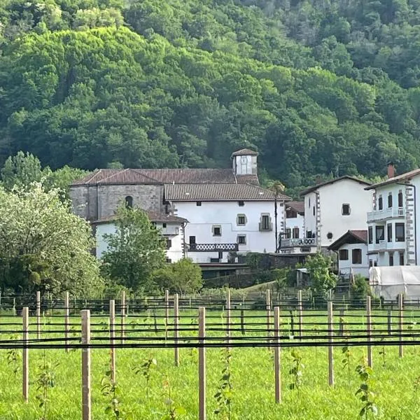 Casa APEZTEGUIA，位于Narvarte的酒店