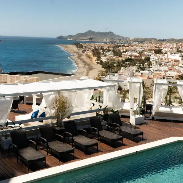 Hotel Carboneras Cabo de Gata，位于卡沃内拉斯的酒店