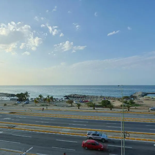 Litoral Palacios Hotel，位于Caraballeda的酒店