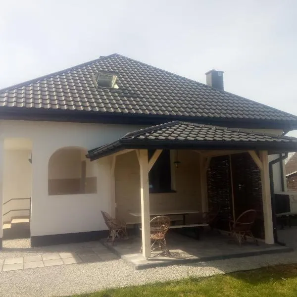 Noclegi Sarzyna 183 staroniowska，位于Nowa Sarzyna的酒店
