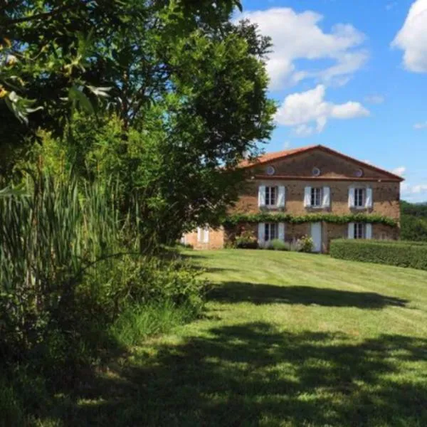 Ferme de Jeanleix，位于Sauxillanges的酒店