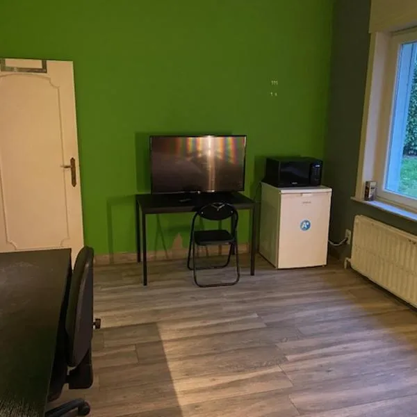 Pour professionnel en déplacement，位于Tubize的酒店