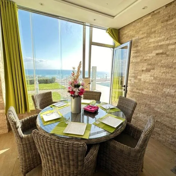 Appartement moderne avec vue mer，位于卡博尼格洛的酒店