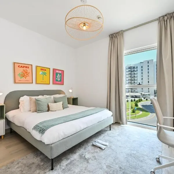 Yas Canal 2 Premium Apartment Near the Canal and F1，位于阿布扎比的酒店