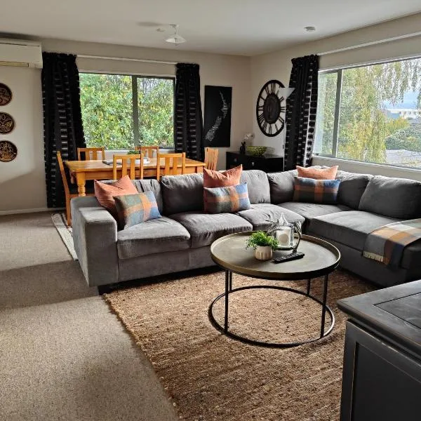 Home Comforts on Main，位于梅斯文的酒店