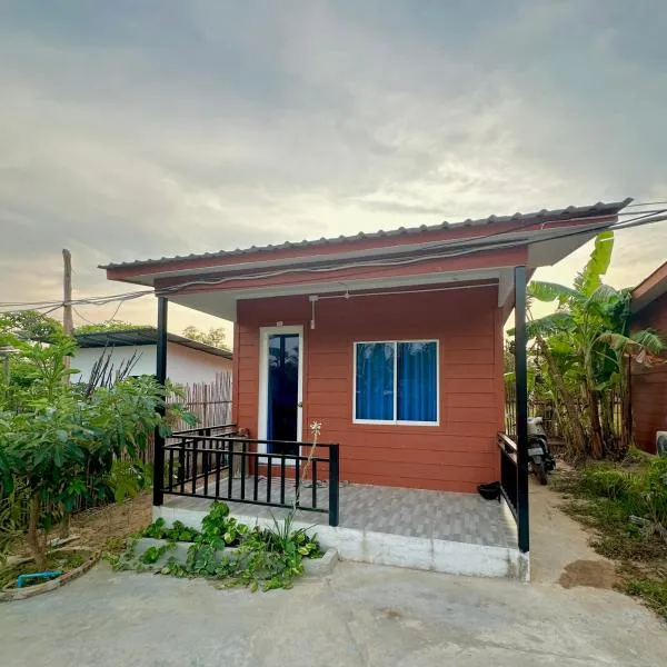 Maloop Cafe Koh Rong Beach，位于瓜隆岛的酒店