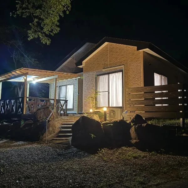 コテージオギー，位于那须町的酒店