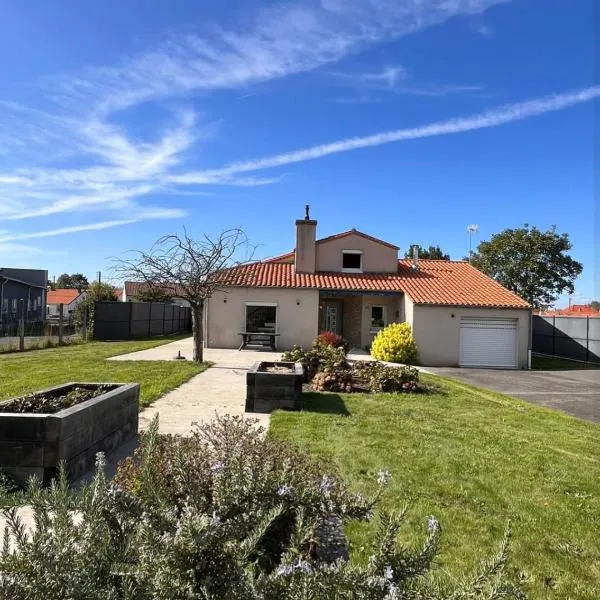 Maison Gîte adapté Handicapé et PMR，位于莱塞比耶的酒店