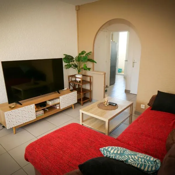 Appart 6 pers Marignane à 5 min -plage et aéroport，位于马里尼亚讷的酒店