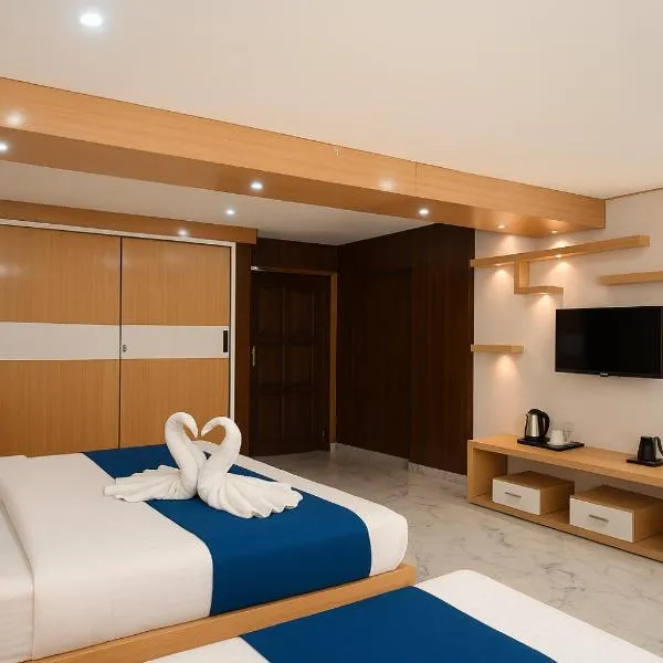 Hotel Rajnandani Palace Ayodhya By IQ Hotels - A Regal Stay Just Steps from Ram Mandir，位于Ayodhya的酒店