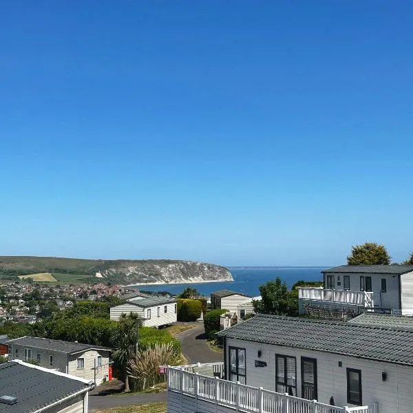 Bayview Holiday Home，位于斯沃尼奇的酒店