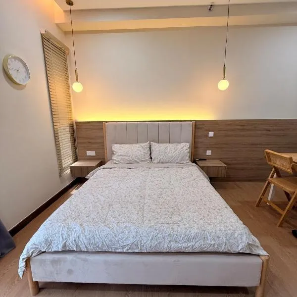 MOSSAZ Luna Muji Stay，位于八打灵再也的酒店