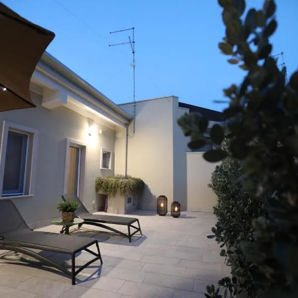 Palazzo Novecento，位于卡萨诺德莱穆尔杰的酒店