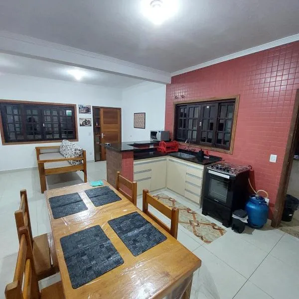 Apartamento Beira Mar na Ilha Comprida，位于伊利亚孔普里达的酒店