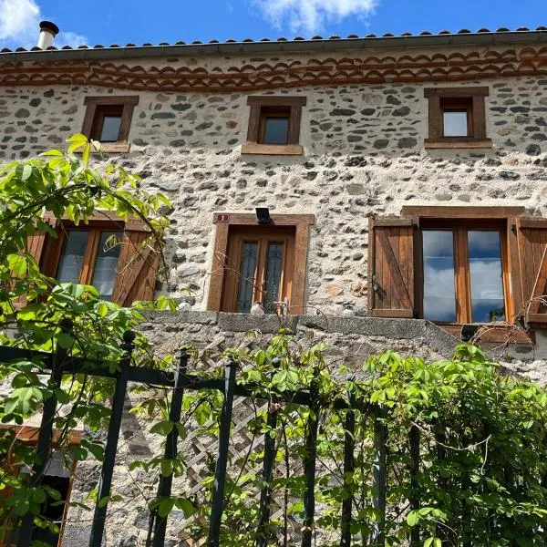 Au rythme de Plume et Louna，位于Molompize的酒店