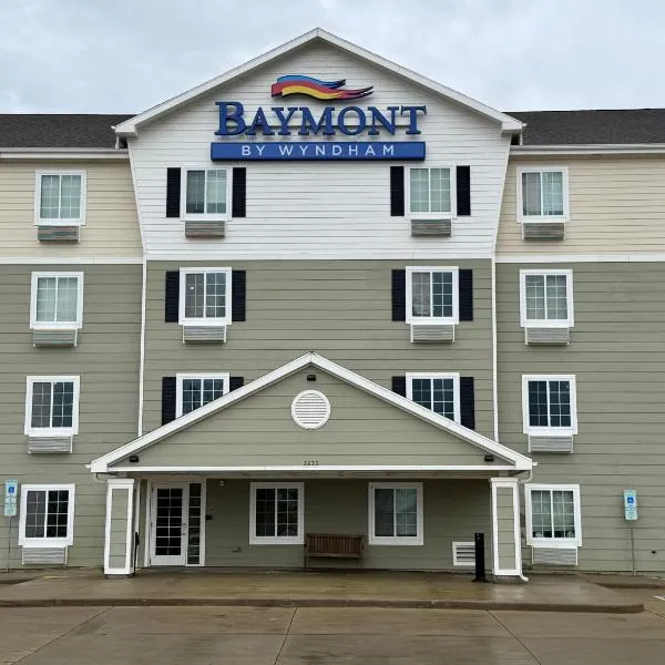 Baymont by Wyndham Dickinson，位于迪金森的酒店