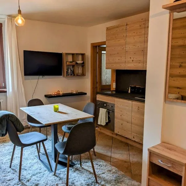 Cozy & Modern Lodge，位于博曾安古的酒店