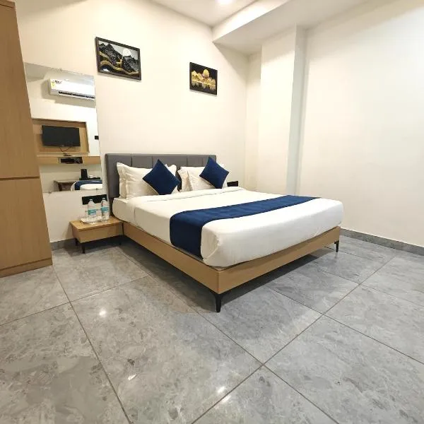 The Sky Comfort Hotel Krisha, Dwarka，位于德瓦尔卡的酒店