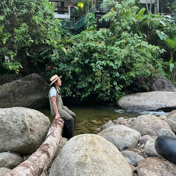 บ้านสวนเรไร คีรีวง รีสอร์ต - Bansuanrayrai Khiriwong Resort，位于Khiriwong的酒店