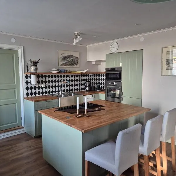 Apartment in central Öregrund，位于厄勒格伦德的酒店