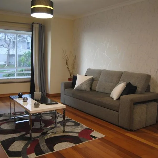 Aurora Park com piscina，位于丰沙尔的酒店