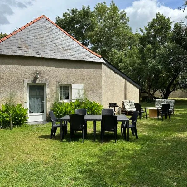 Gîte la grande racinaie，位于Cré-sur-Loir的酒店