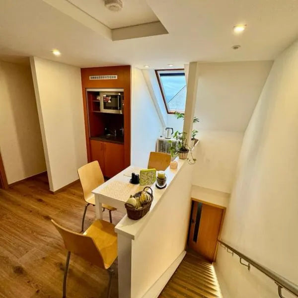 Klidné ubytování u Prahy，位于Sluhy的酒店