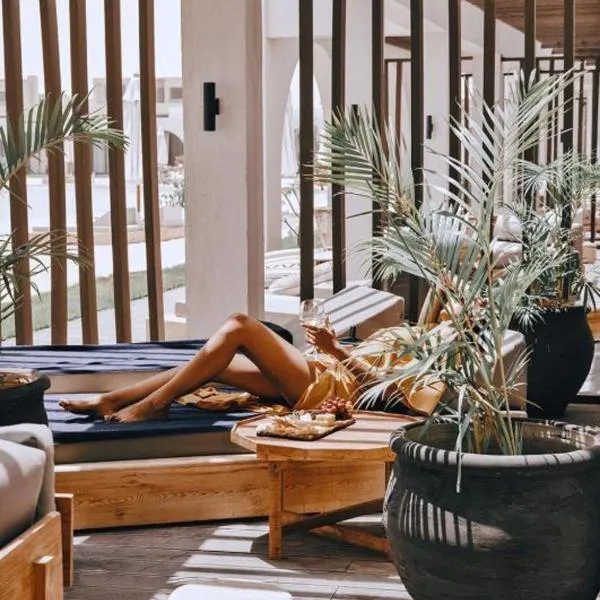 Le Sidi Cabana Near Marassi，位于阿莱曼的酒店