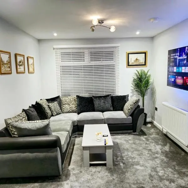 Bellavita brand new room，位于Canley的酒店