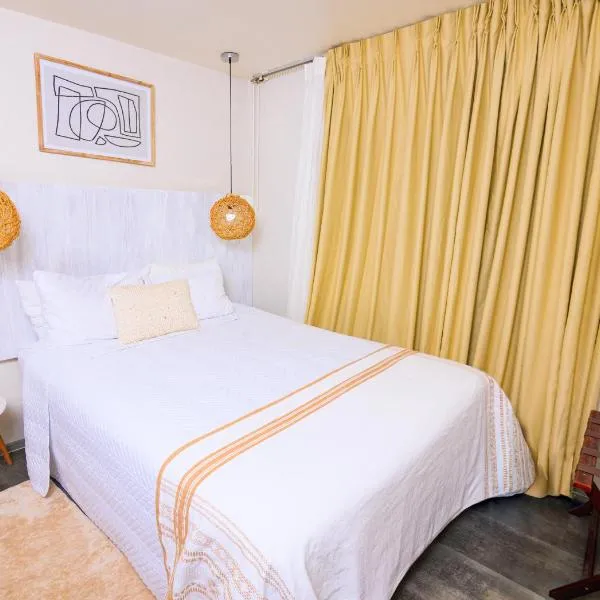 Apt with complimentary ride to airport - Altun Ha Unit Ladyville Airport BELIZE CITY，位于伯利兹城的酒店