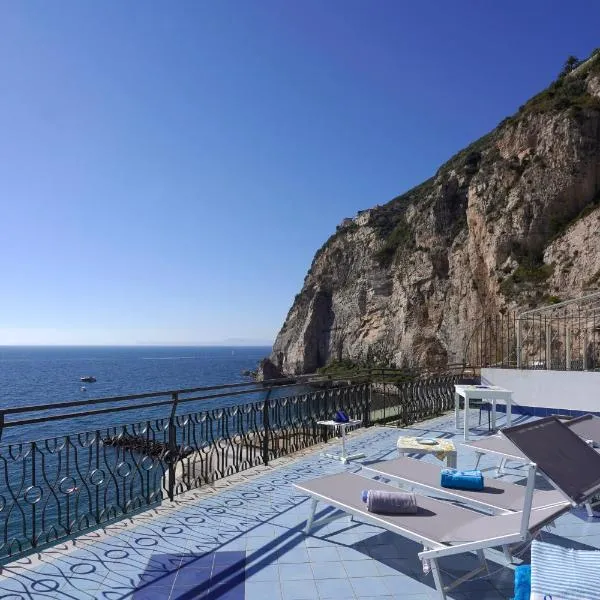 Seaside Magic Dream View，位于梅塔的酒店