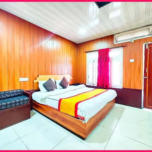 HOTEL NILAM! RAAZ #PREMIUM Hygiene & Spacious Room - Prime Location Near Mall Road And Lake - A Best Hotel In Nainital，位于奈尼塔尔的酒店