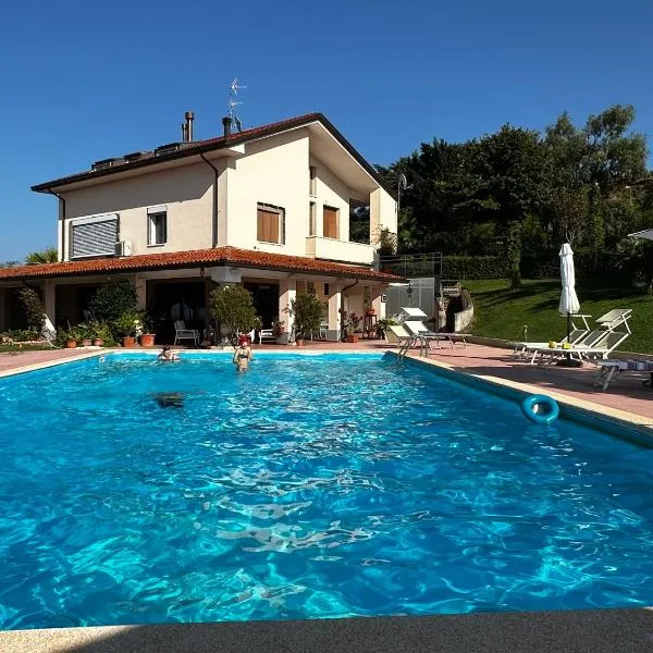 Villa Dell' Artista - Villa Anna，位于圣阿尔坎杰洛-迪罗马涅的酒店