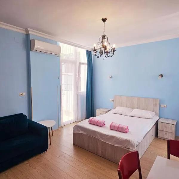 Lux Apartment 3，位于马钦加里的酒店