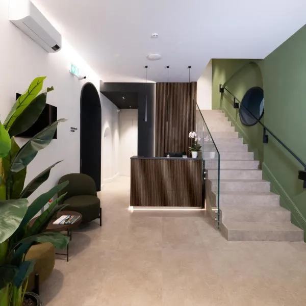 Casa D Hotel Napoli，位于那不勒斯的酒店