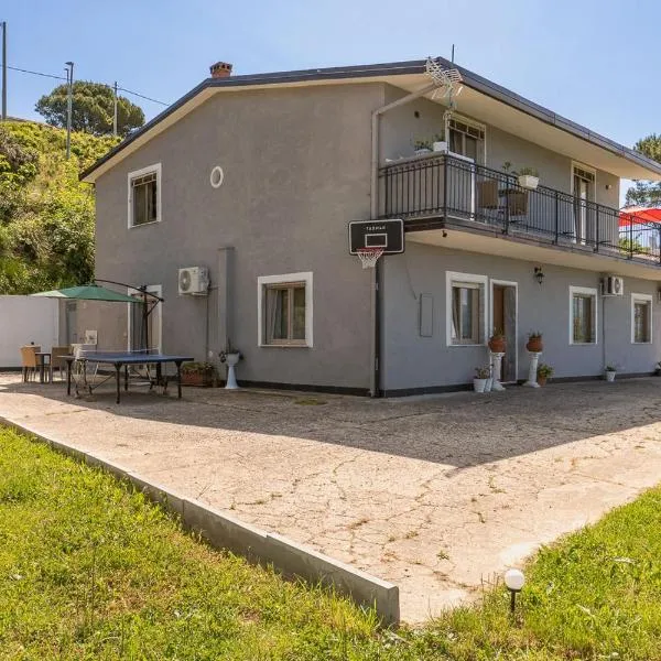 Villa Olimpia Guest House，位于Finocchito的酒店