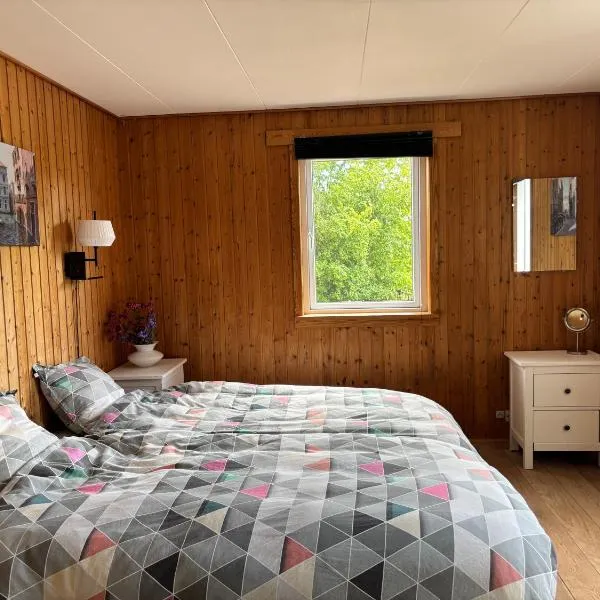 Eskærhus på Tåsinge, tæt på Svendborg - Afdeling med egen indgang，位于Troense的酒店