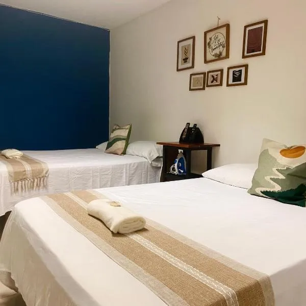 Hospedaje Aldana - Habitación L E R D O en zona centro，位于图斯潘罗德里格斯卡诺的酒店