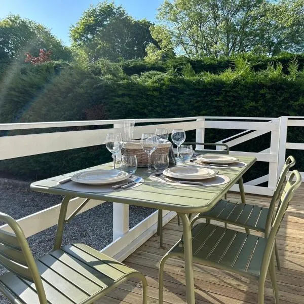guest house aux portes de Deauville，位于Bonneville-sur-Touques的酒店