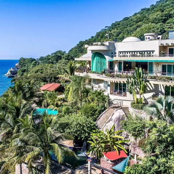 P V near Colomitos Beach Boutique Hotel，位于巴亚尔塔港的酒店