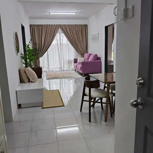 Almira Homestay，位于伯恩仓的酒店