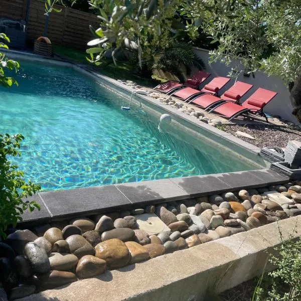 Villa Le Luberon，位于Mérindol的酒店