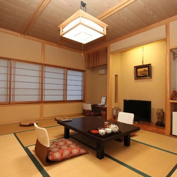 汤屋日式旅馆，位于箱根的酒店