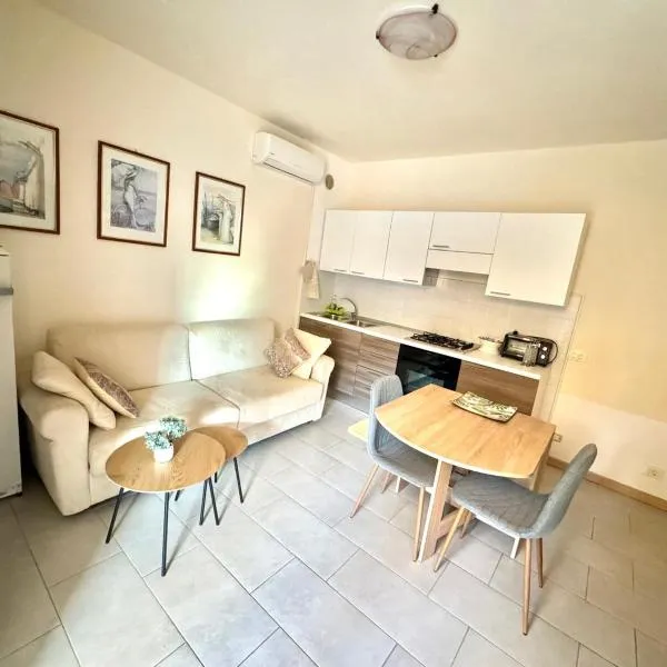 Apartments ENA near Rovinj，位于Šorići的酒店