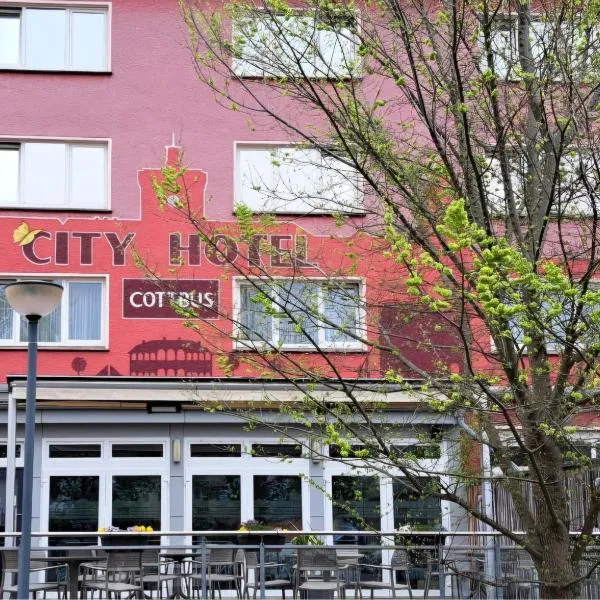 科特布斯城市酒店，位于科特布斯的酒店