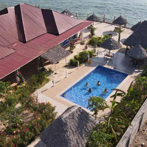 Coral Cliff Villas Zanzibar，位于Makunduchi的酒店